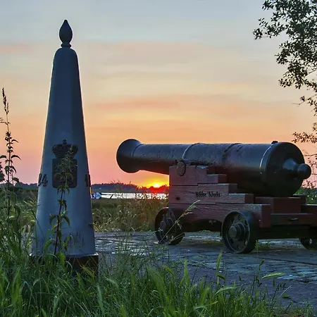 - Restaurant Lakerhof Otel